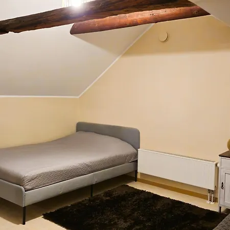 Проживание в семье Kesklinna Kodumajutus