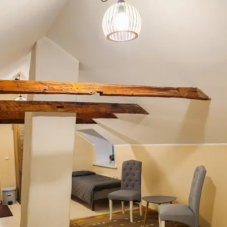 Kesklinna Kodumajutus *