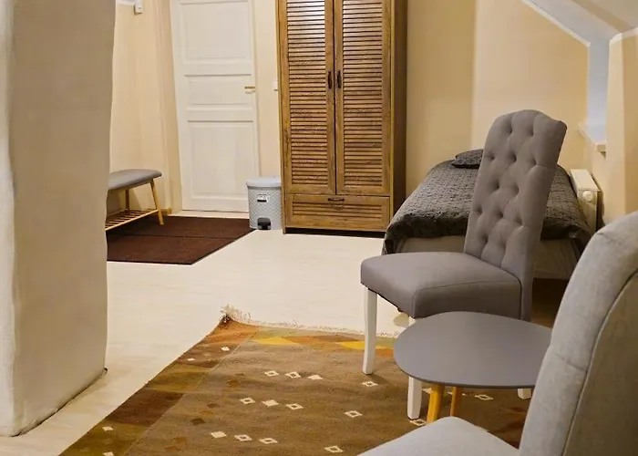 Kesklinna Kodumajutus *